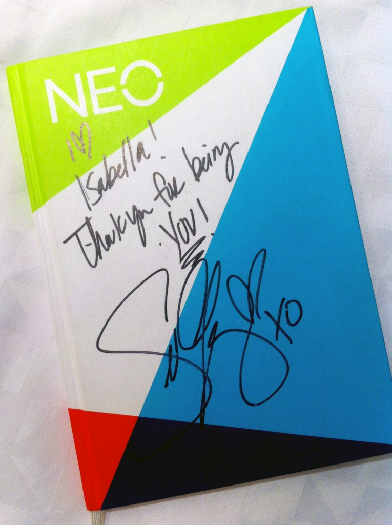Autografo Selena para Isabella
