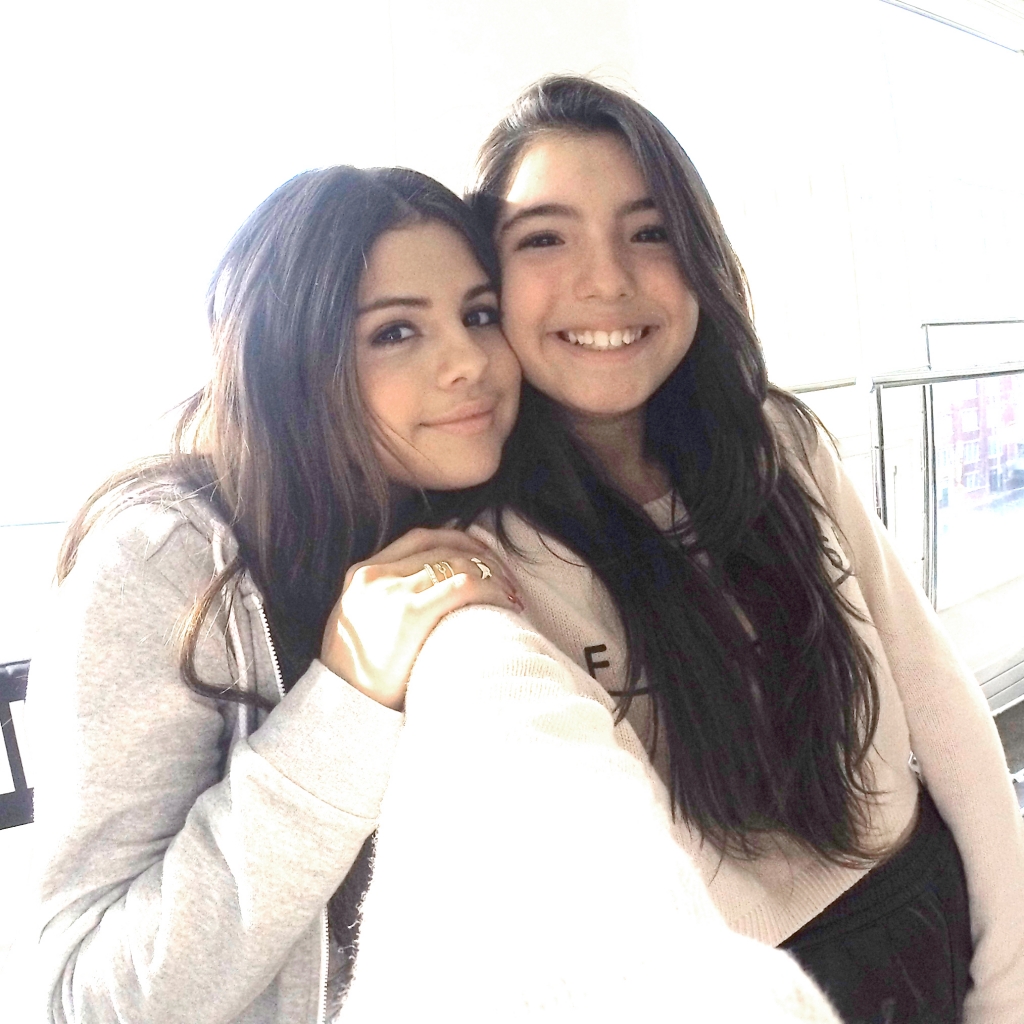 Isabella y Selena NYC
