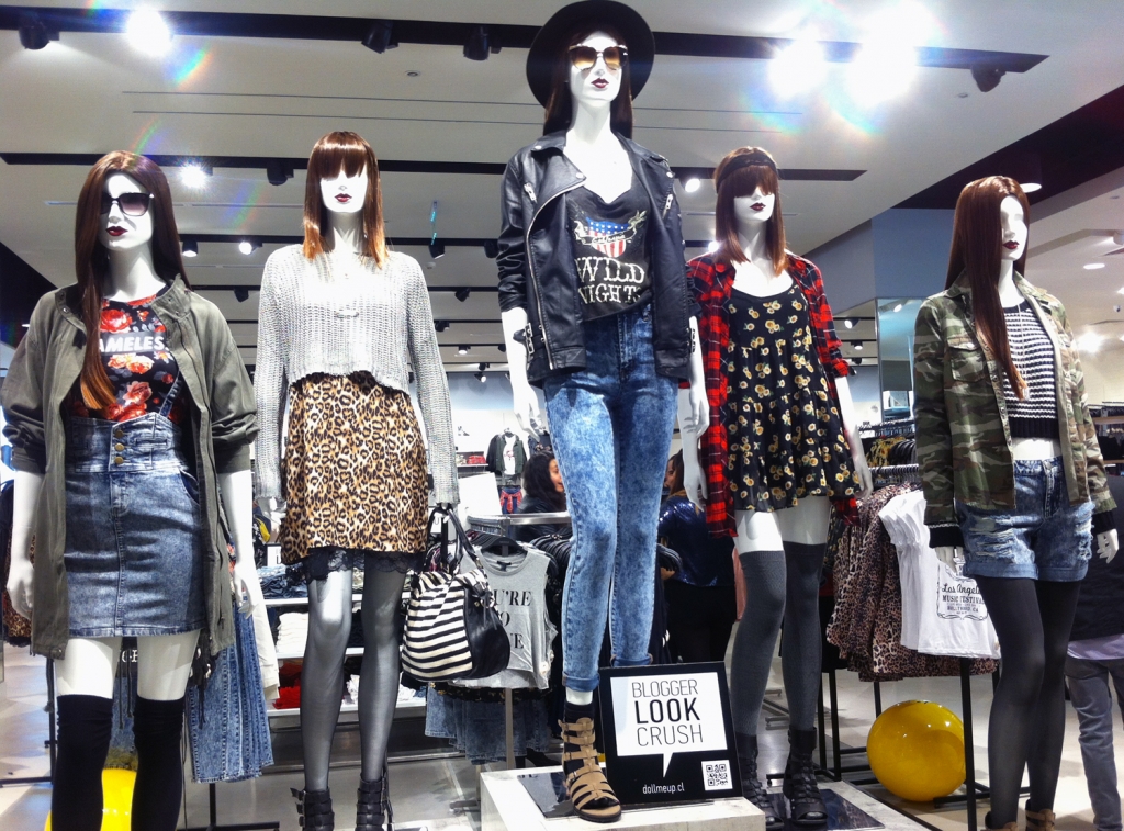 F21 Vitrina laza egaña